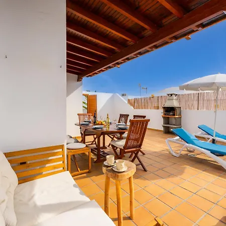 فيلة Haria تياس