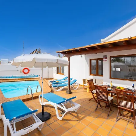 فيلة Haria تياس